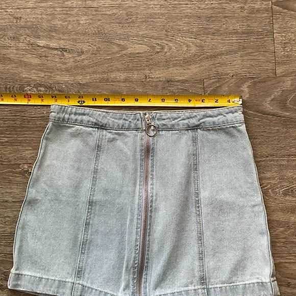 Forever 21 Cotton Denim Jean Blue Zipper Detail Mini Skirt Size Medium - Picture 4 of 5